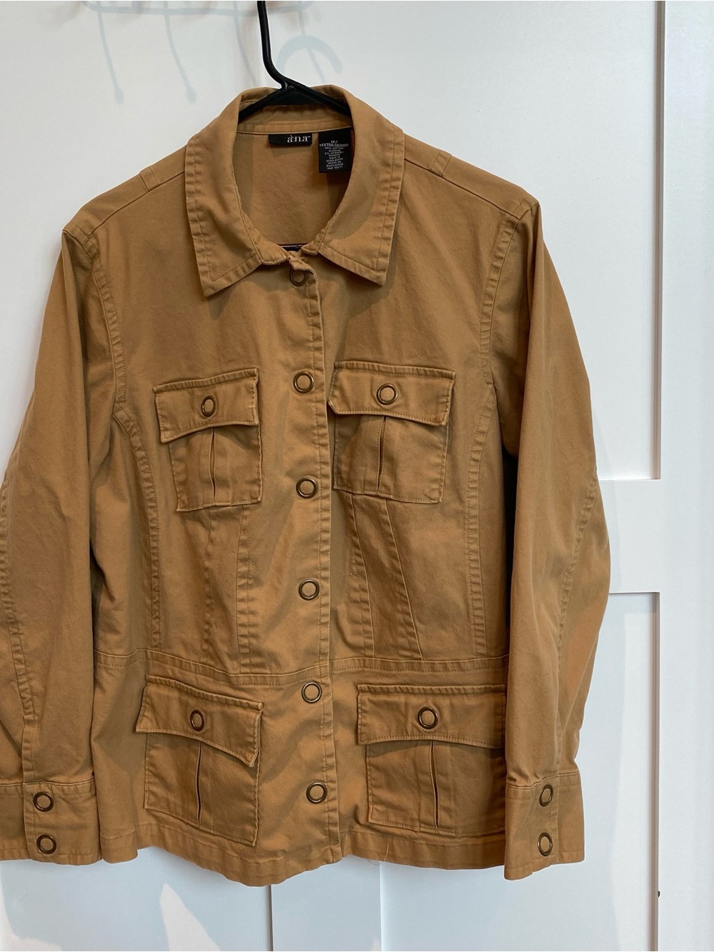 a.n.a Tan  Utility Jacket Women’s size 1X with Snaps and Pockets